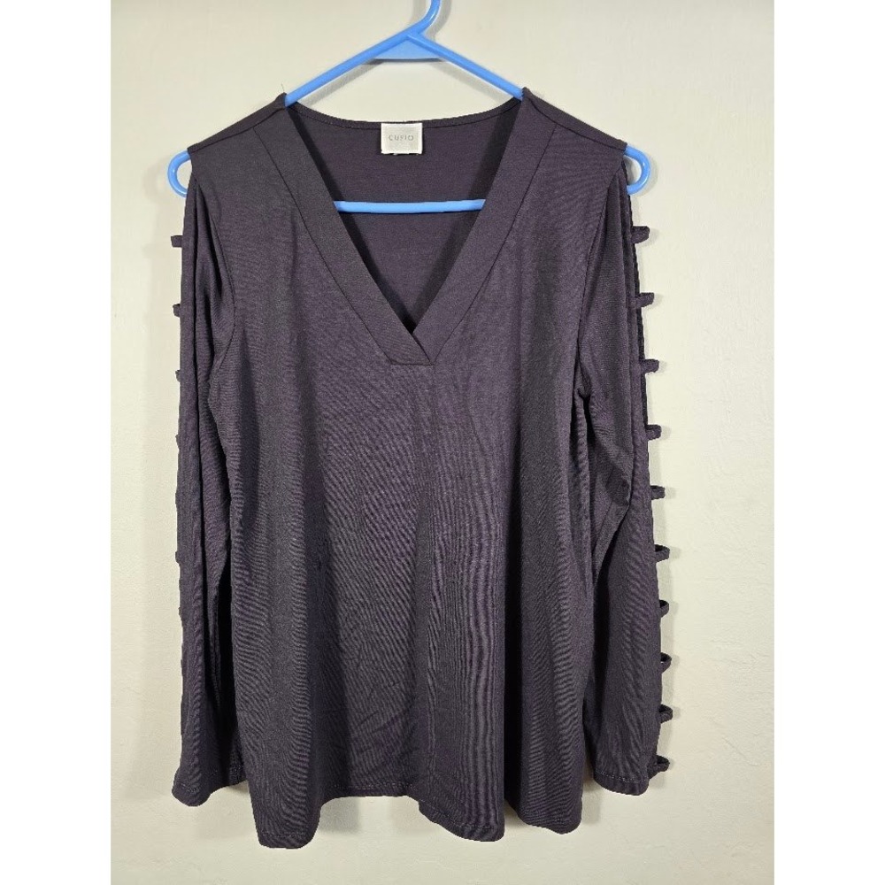 Curio V-Neck Tunic‎ Top Cutout Sleeve Long Sleeve Black Casual Top